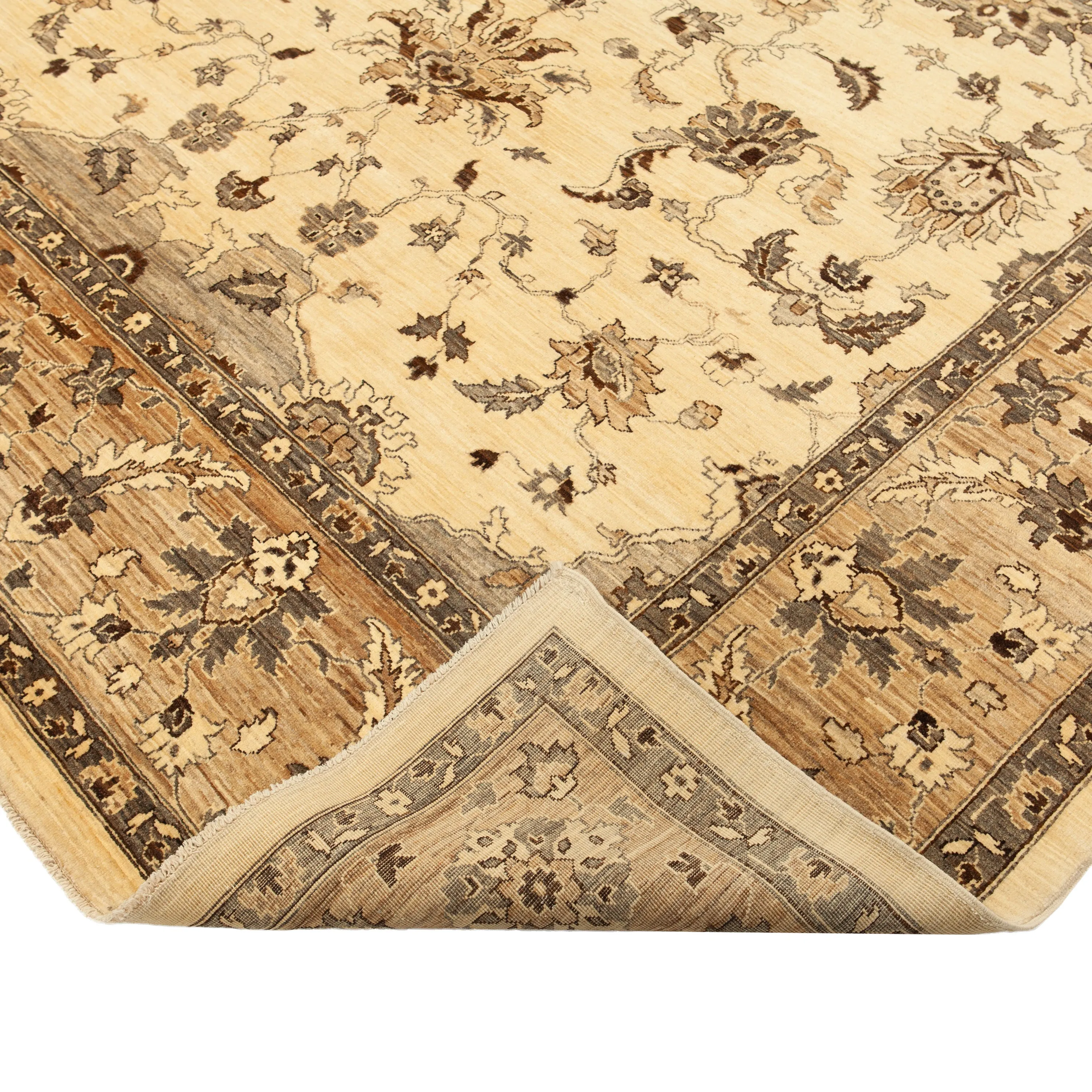 Beige Traditional Wool Rug - 8'11" x 11'9"