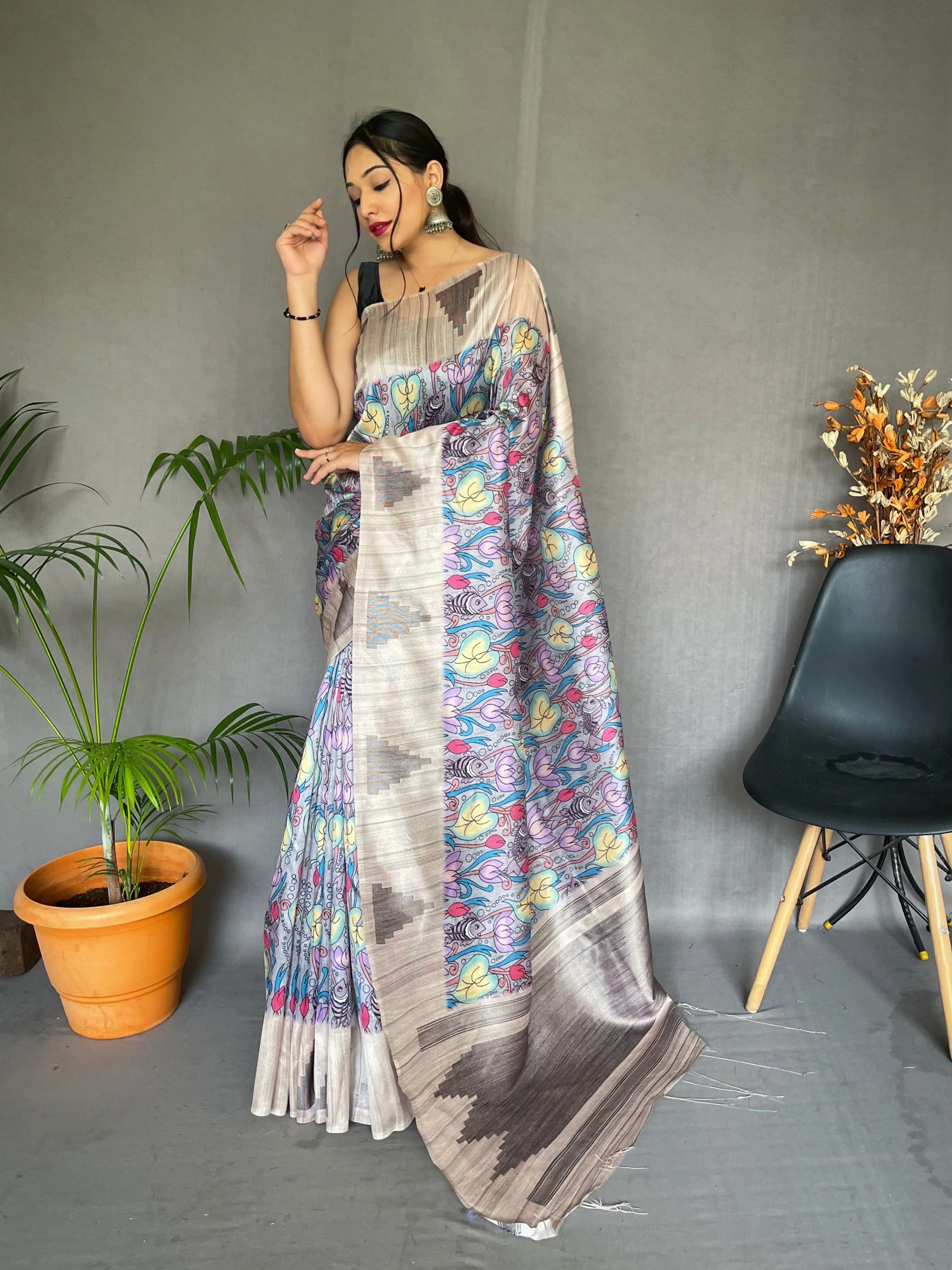 Cool Grey Saree in Cotton Kalamkari Print