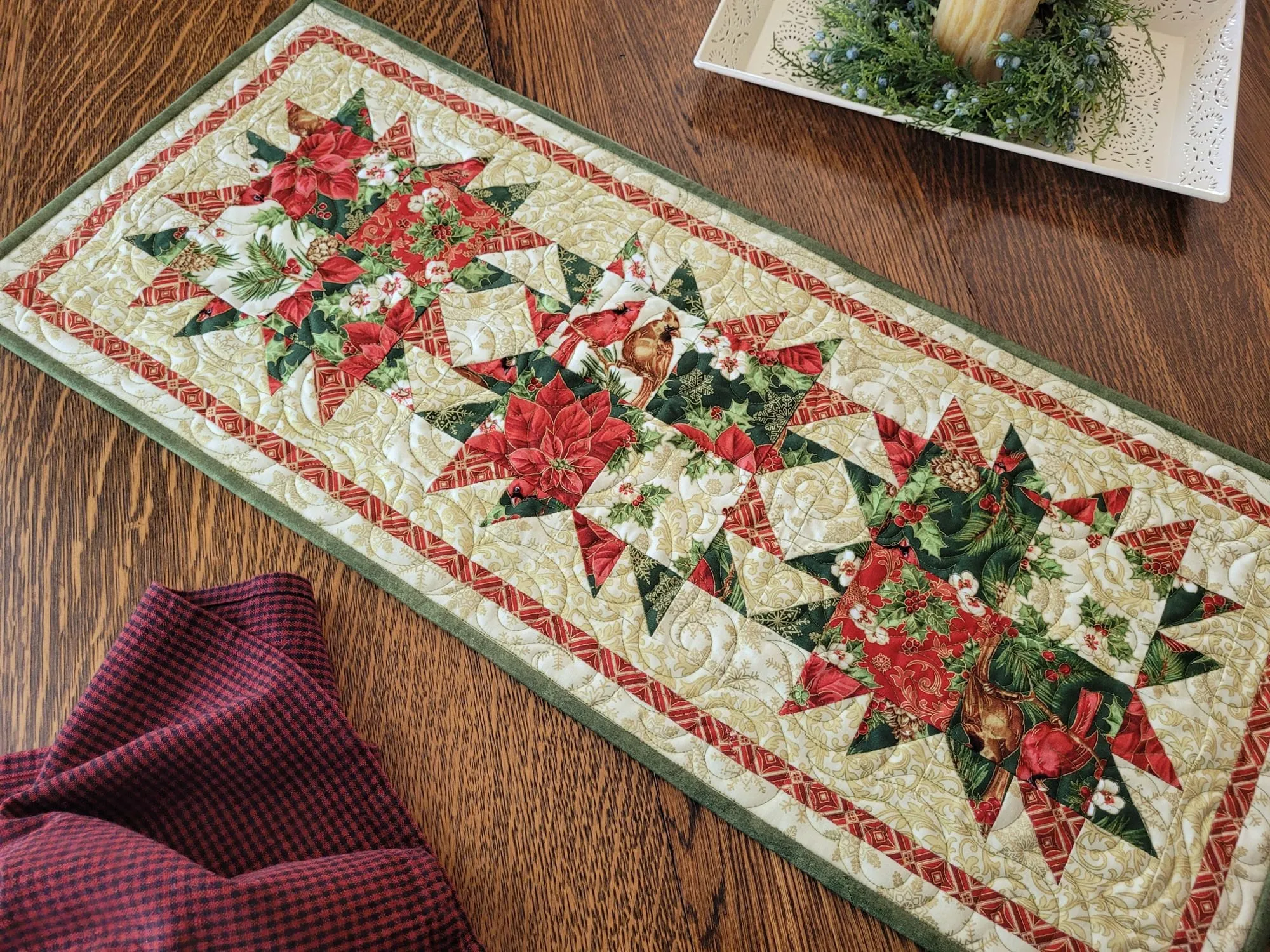 Holiday Log Cabin Quilted Table Runner | Christmas Poinsettia Patchwork Quilt