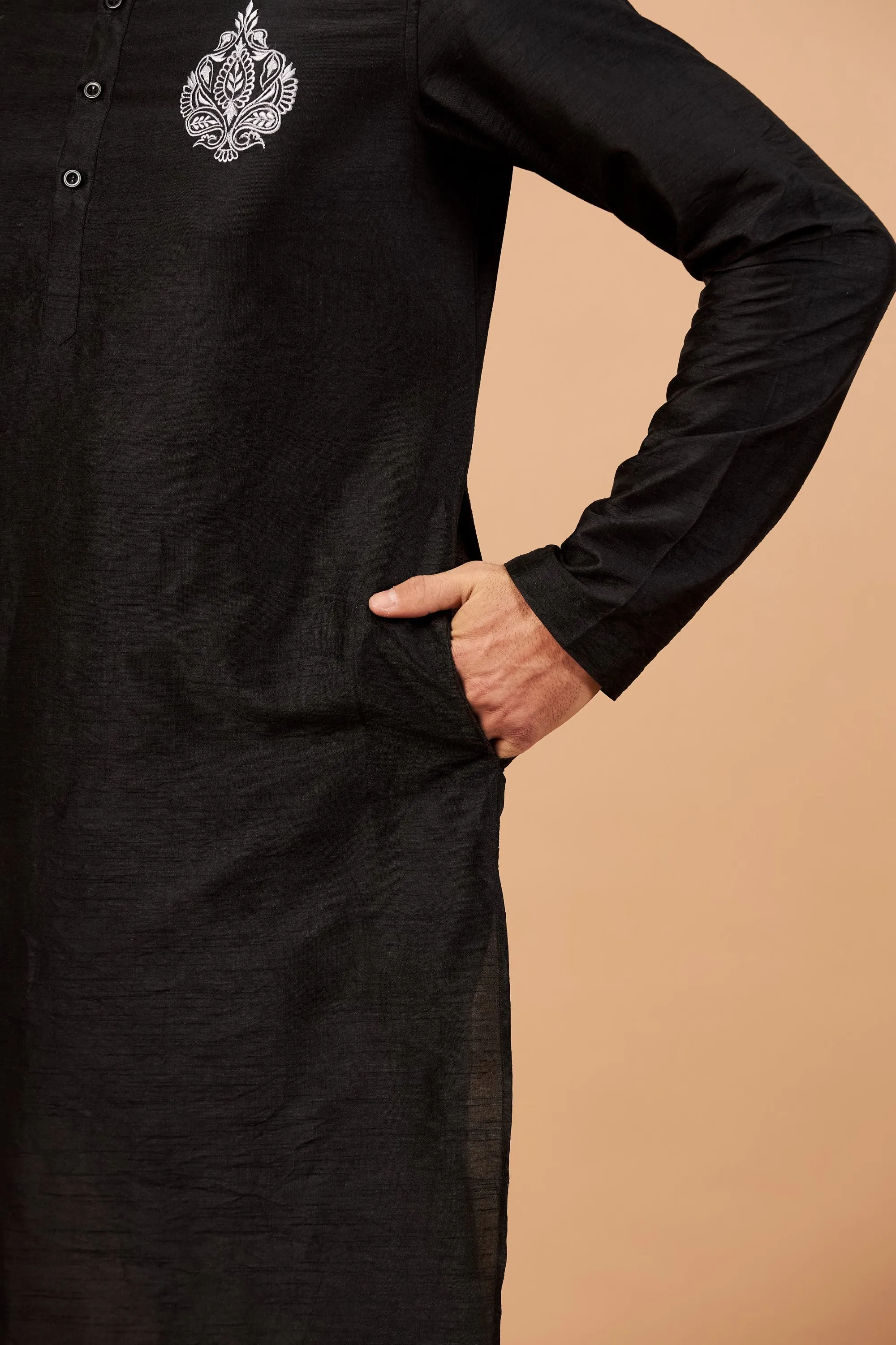 Men's Amyr Traditional Embroidered Black Kurta With Crop Pants - Hilo Design