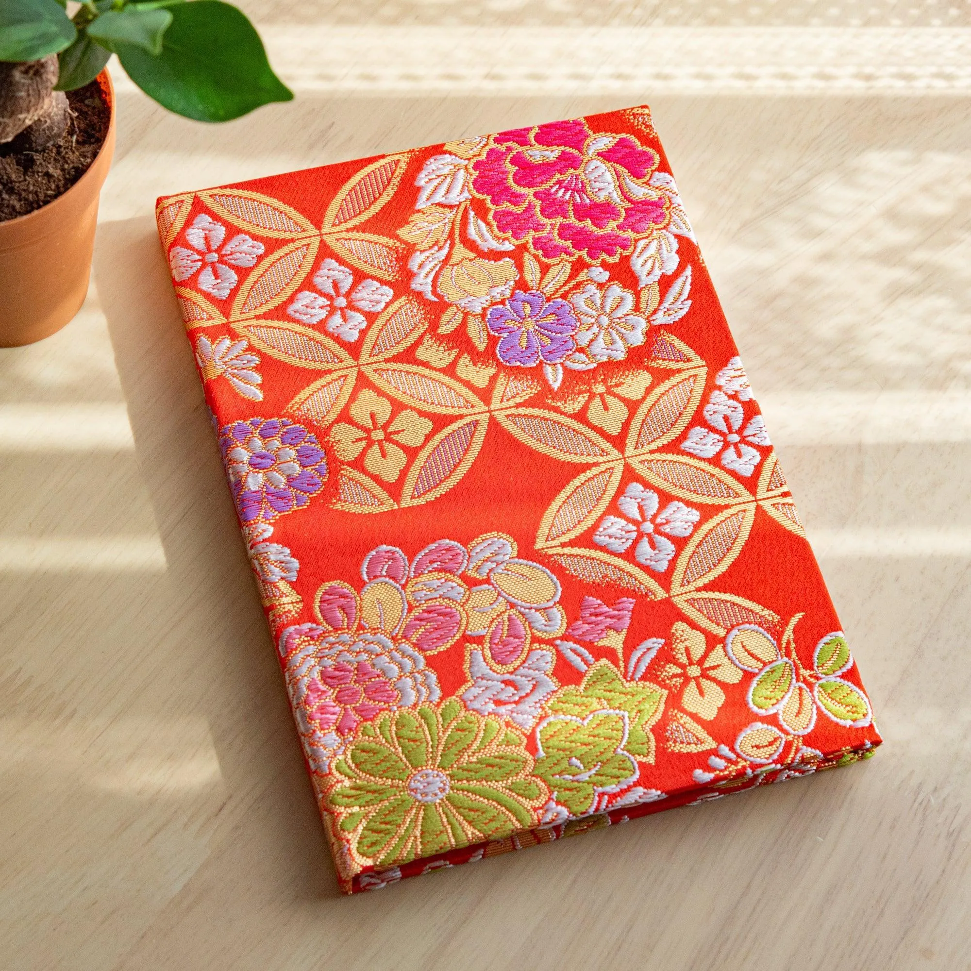 Nishijin Textile Floral Shippo Pattern Notebook (B6)