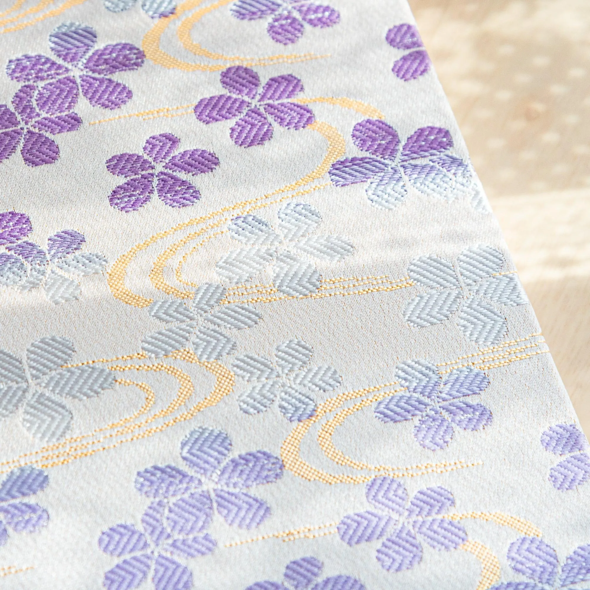 Nishijin Textile Streamside Sakura Dreams Notebook (B6)