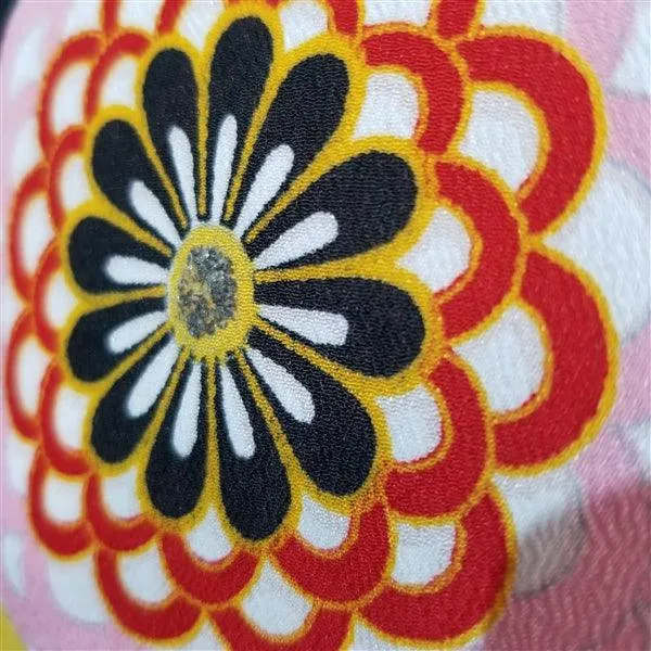 "Floating Mums" Vintage Girl's Kimono