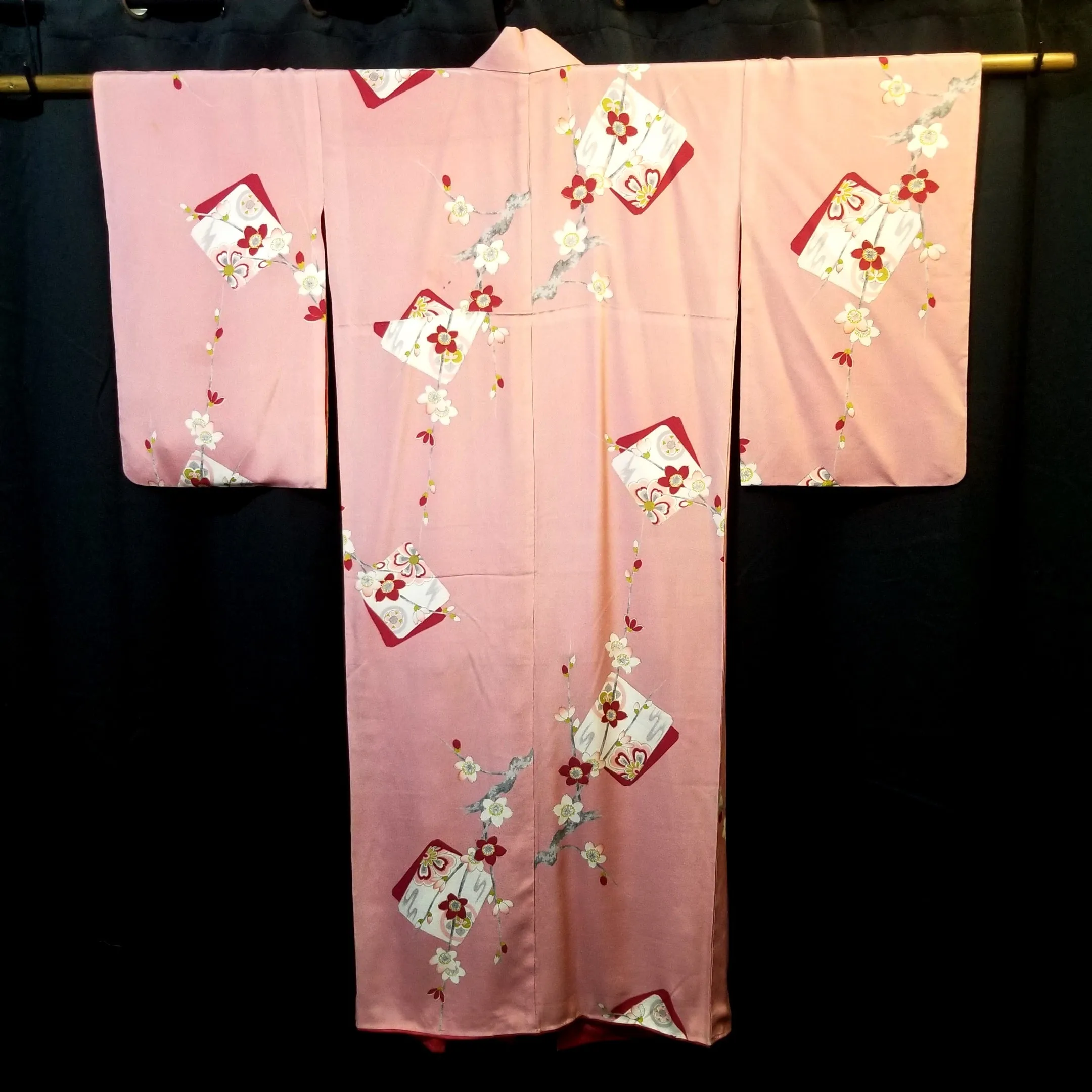 "Glamour Gal" Vintage Japanese Kimono