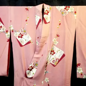 "Glamour Gal" Vintage Japanese Kimono