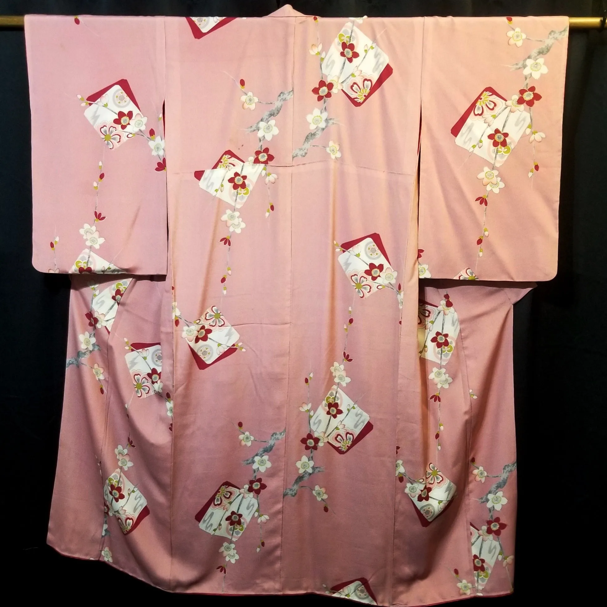 "Glamour Gal" Vintage Japanese Kimono