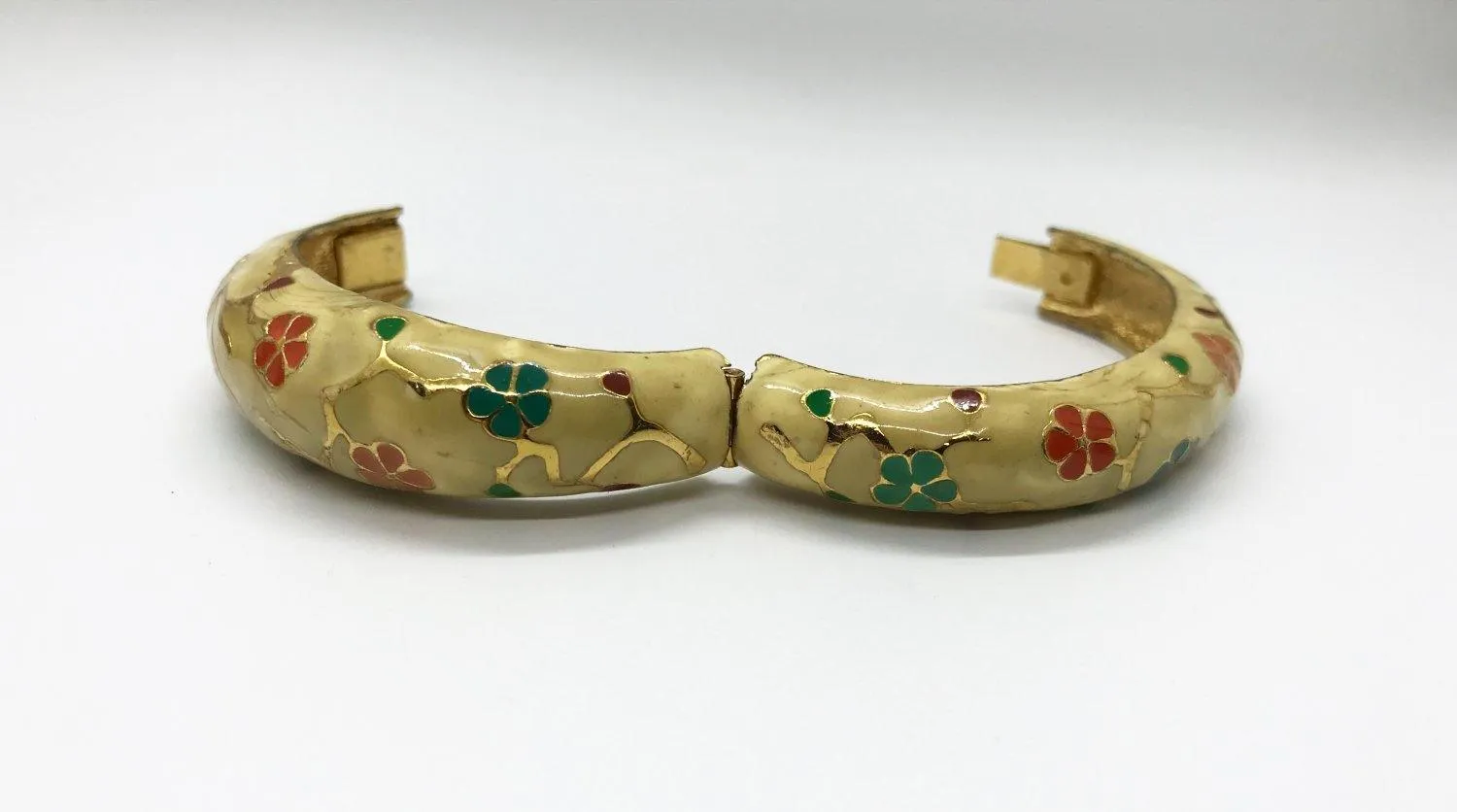 Vintage Enameled Floral Bangle Bracelet